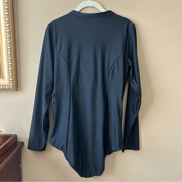 Torrid Black Wireless Long Sleeve Rashguard One Piece Swimsuit Full Zip 1X NWT - Picture 6 of 10